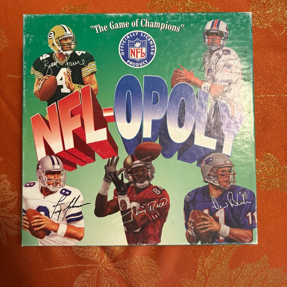 New never played! NFL-Opoly Board Game